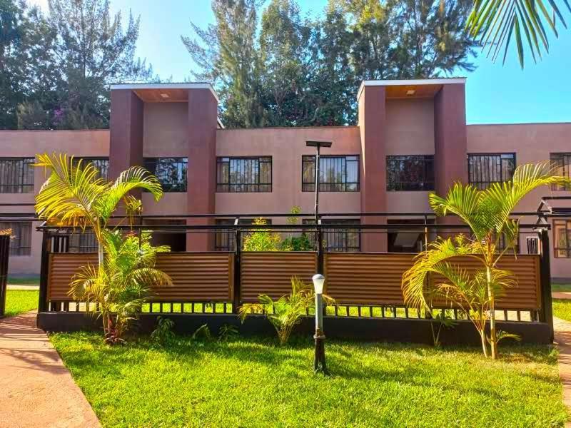 Edgewood Country Place Hotell Thika Exteriör bild