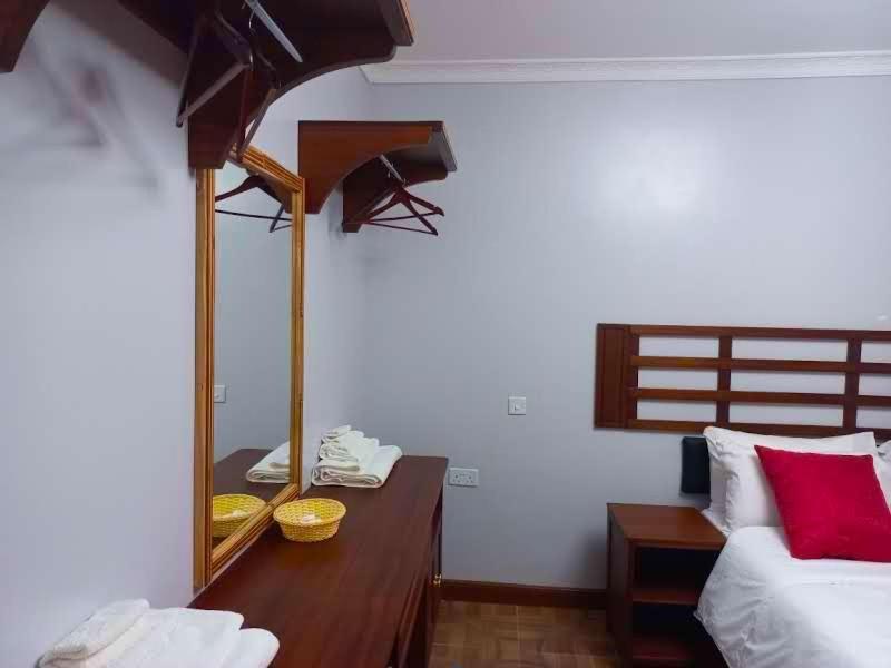 Edgewood Country Place Hotell Thika Exteriör bild