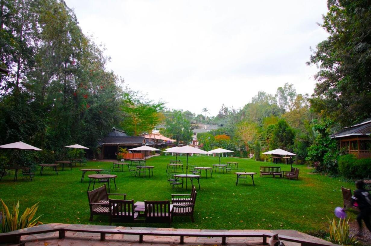 Edgewood Country Place Hotell Thika Exteriör bild