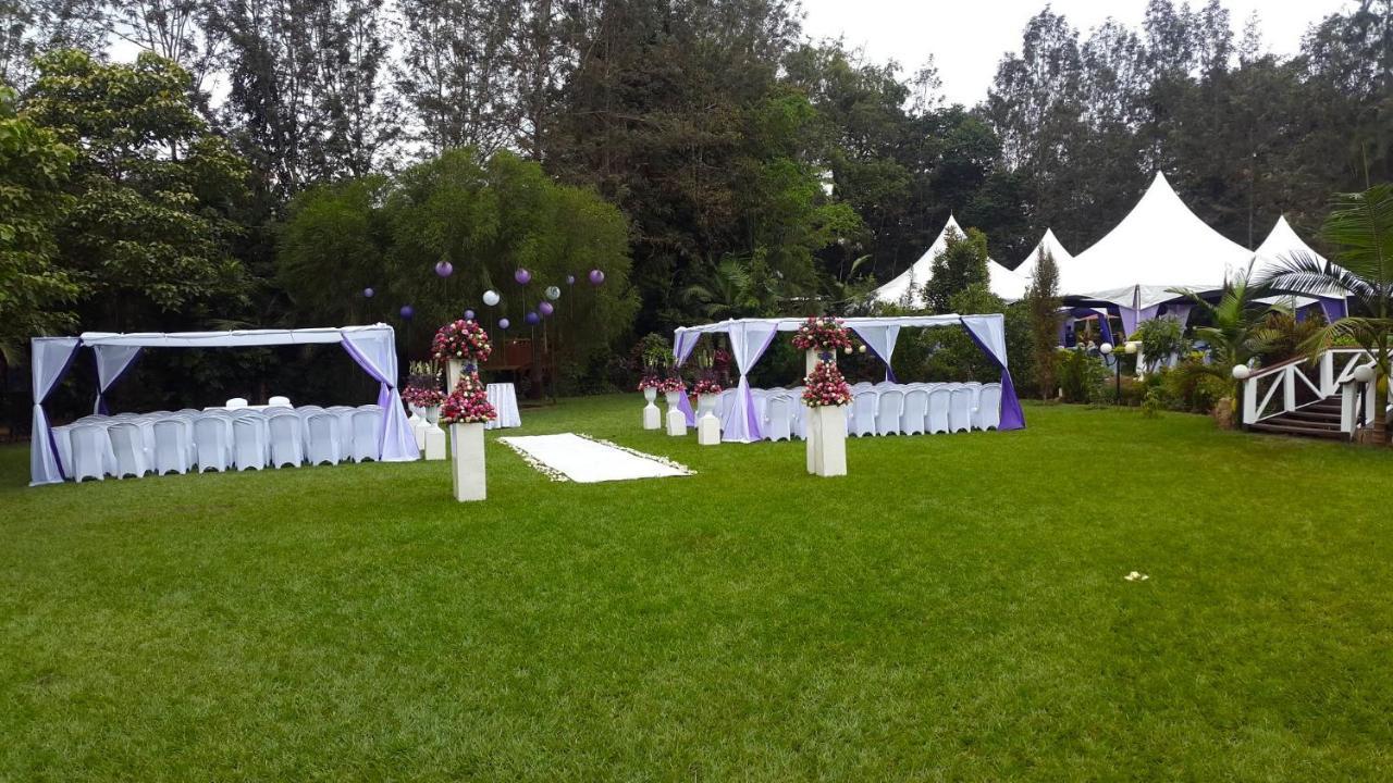 Edgewood Country Place Hotell Thika Exteriör bild