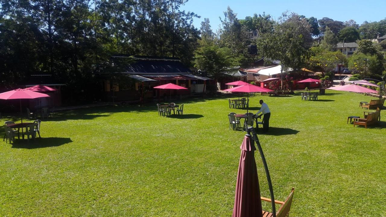 Edgewood Country Place Hotell Thika Exteriör bild